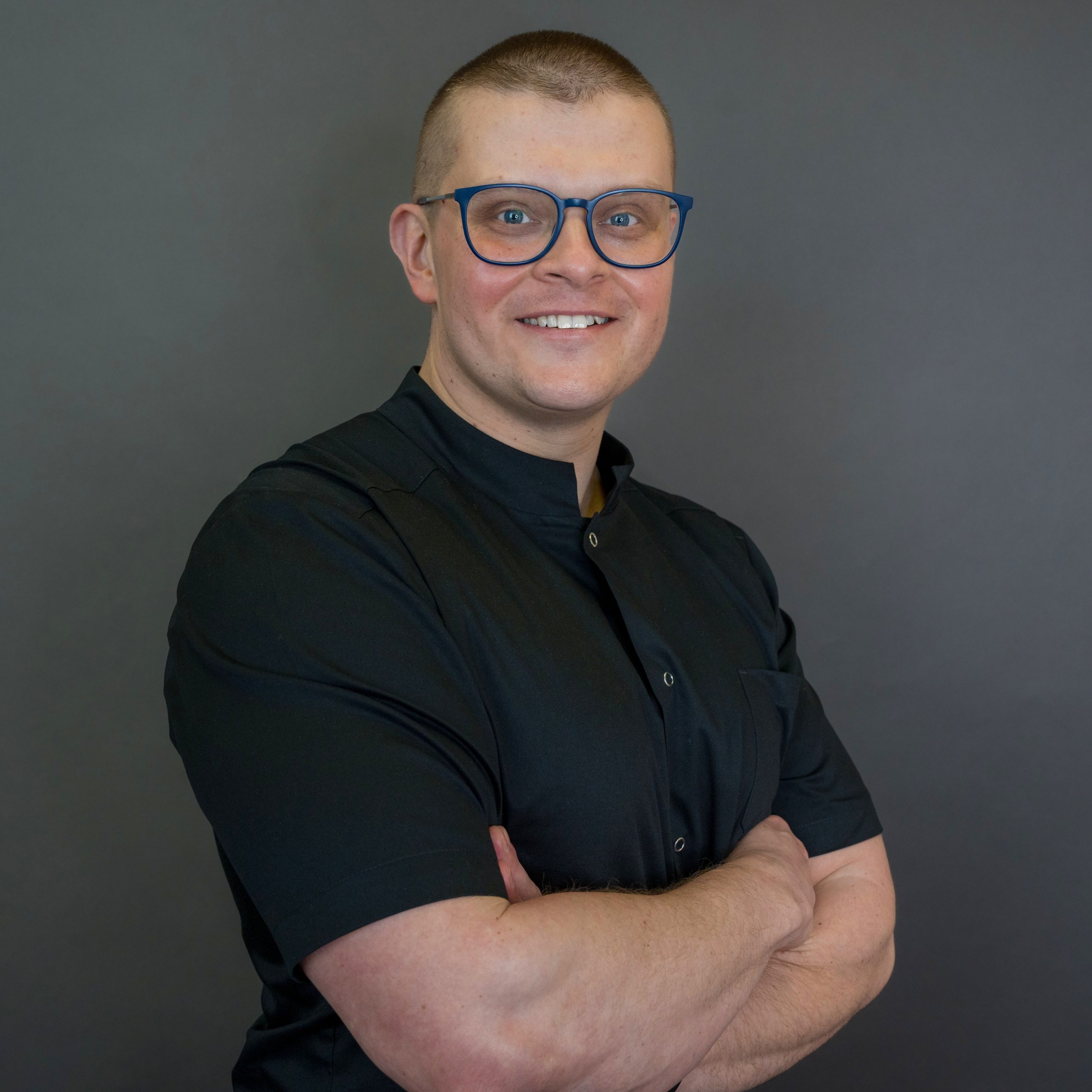 Mateusz Janiec Łódź - zdjęcie profilowe dla kliniki JMC Stomatologia
